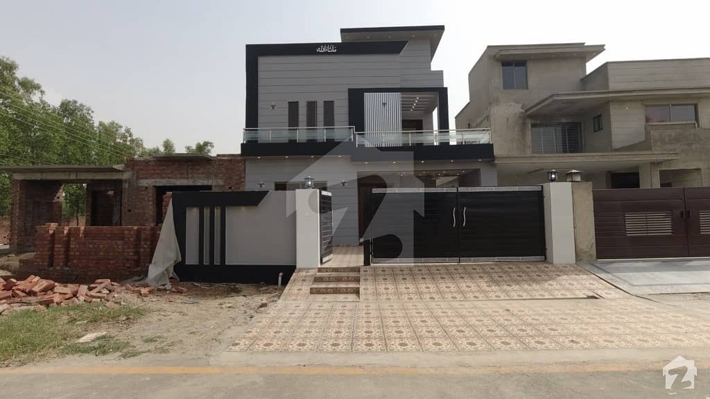 Well-constructed House Available For Sale In Central Park Housing Scheme