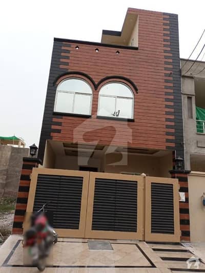 1800 Square Feet House For Sale In Rs. 17,500,000 Only