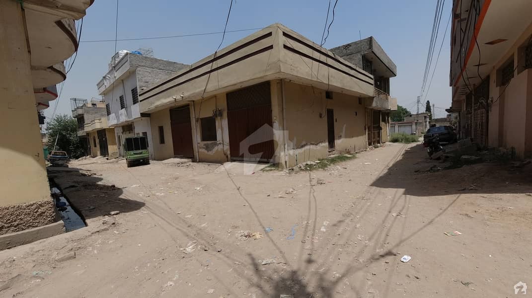 لیاقت کالونی راولپنڈی میں 9 کمروں کا 16 مرلہ مکان 2.2 کروڑ میں برائے فروخت۔