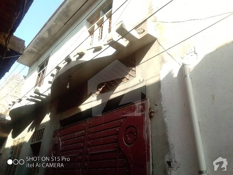 وزیر کالونی پشاور میں 7 کمروں کا 6 مرلہ مکان 1.2 کروڑ میں برائے فروخت۔ وزیر کالونی پشاور میں 7 کمروں کا 6 مرلہ مکان 1.2 کروڑ میں برائے فروخت۔