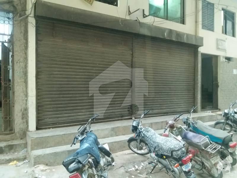 غنی چورنگی کراچی میں 3 مرلہ دکان 33 ہزار میں کرایہ پر دستیاب ہے۔