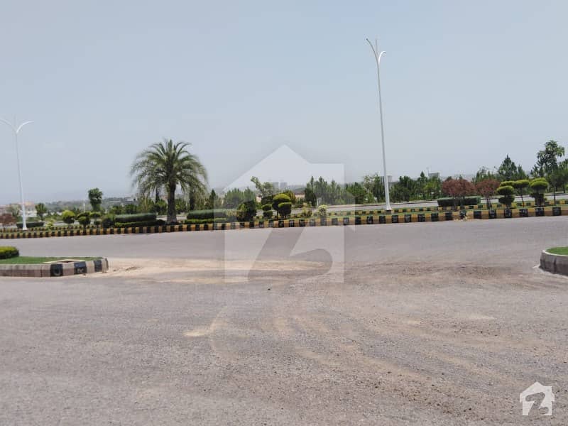 Commercial Plot For Sale