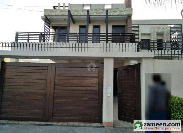 Brand New House For Sale With 5 Beds and Tiles Flooring