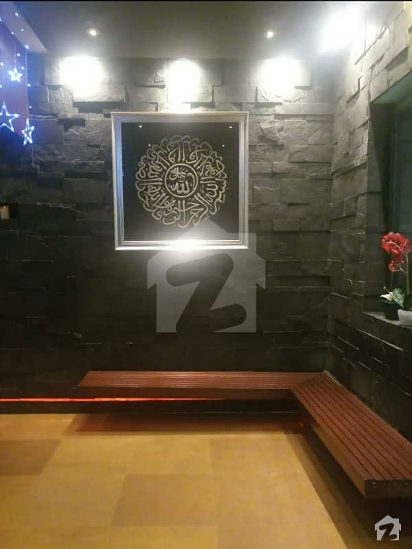 ایم ایم عالم روڈ گلبرگ لاہور میں 3.11 کنال عمارت 16 لاکھ میں کرایہ پر دستیاب ہے۔