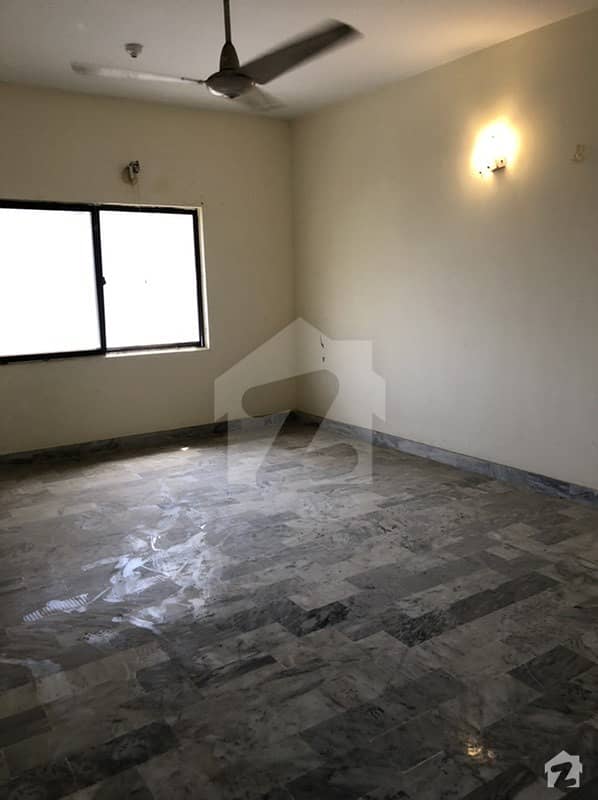 Vip Fully Renovated 2nd Floor For Rent In Ideal Location Of Dha.