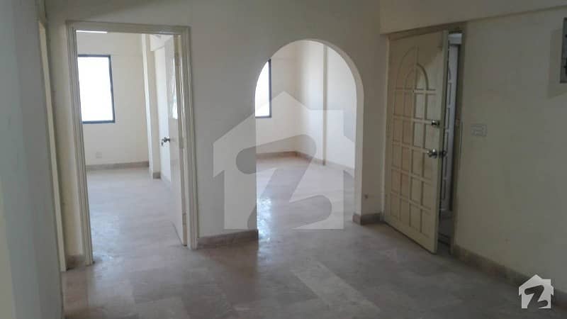 Flat For Sale- 3bed, 3-bath, Lounge, Drawing