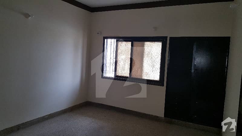 3600 Square Feet Upper Portion For Rent In North Nazimabad - Block A