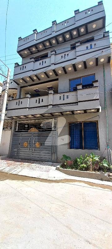 غوری ٹاؤن اسلام آباد میں 5 کمروں کا 5 مرلہ مکان 1.12 کروڑ میں برائے فروخت۔