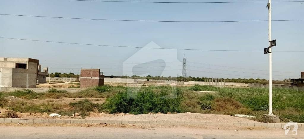 Commercial Plot Of 21500 Square Feet In New Sabzi Mandi Road Is Available