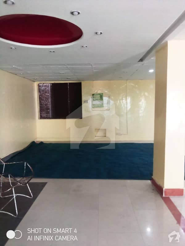 1 Kanal  Commercial Independent Ground Floor Portion For Corporate Office Gulberg