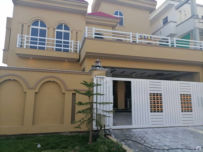 House For Sale With 2 Meters & Gas Available