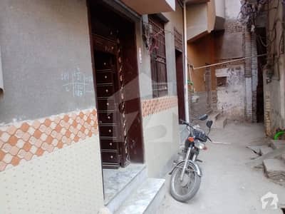 گھنٹا گھر پشاور میں 9 کمروں کا 3 مرلہ فلیٹ 50 ہزار میں کرایہ پر دستیاب ہے۔