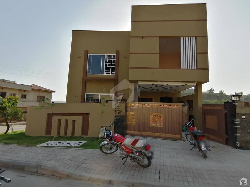 بحریہ ٹاؤن فیز 3 بحریہ ٹاؤن راولپنڈی راولپنڈی میں 5 کمروں کا 14 مرلہ مکان 4.85 کروڑ میں برائے فروخت۔