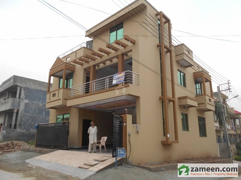 2 Units House Is Available For Sale