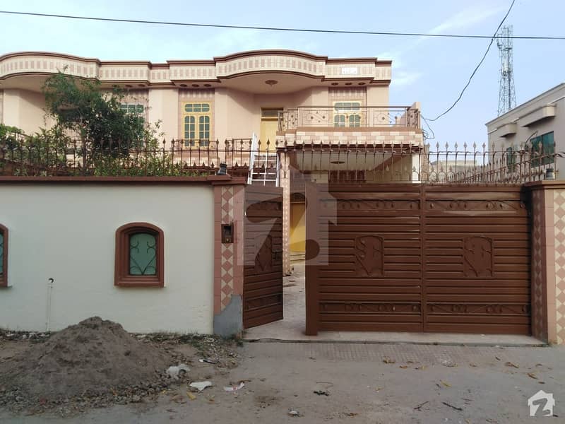 Good 12 Marla House For Rent In Shalimar Colony