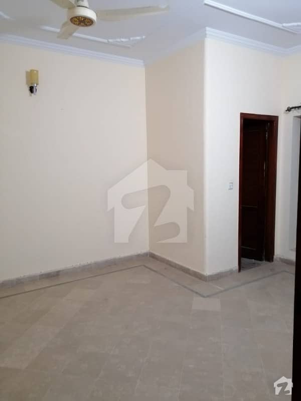 Room Available For Rent In G-13 Islamabad