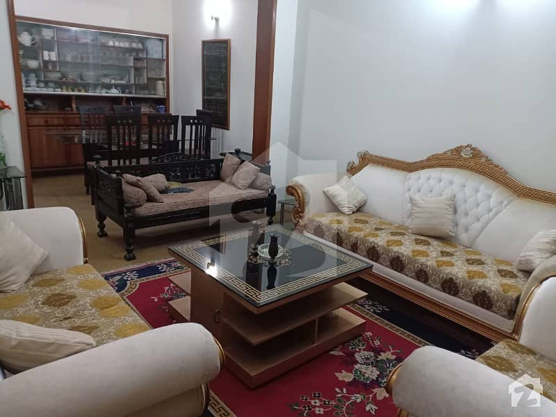 1 Kanal Very Good House At Good Location For Sale