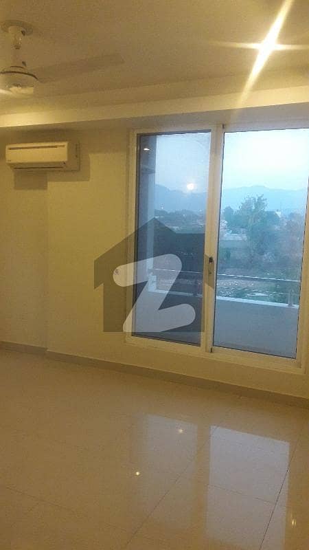 A Flat Of 1400 Square Feet In Islamabad