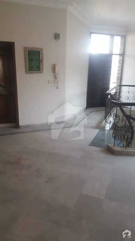 10 Marla Full House Available For Rent At Link Road Model Town Lahore