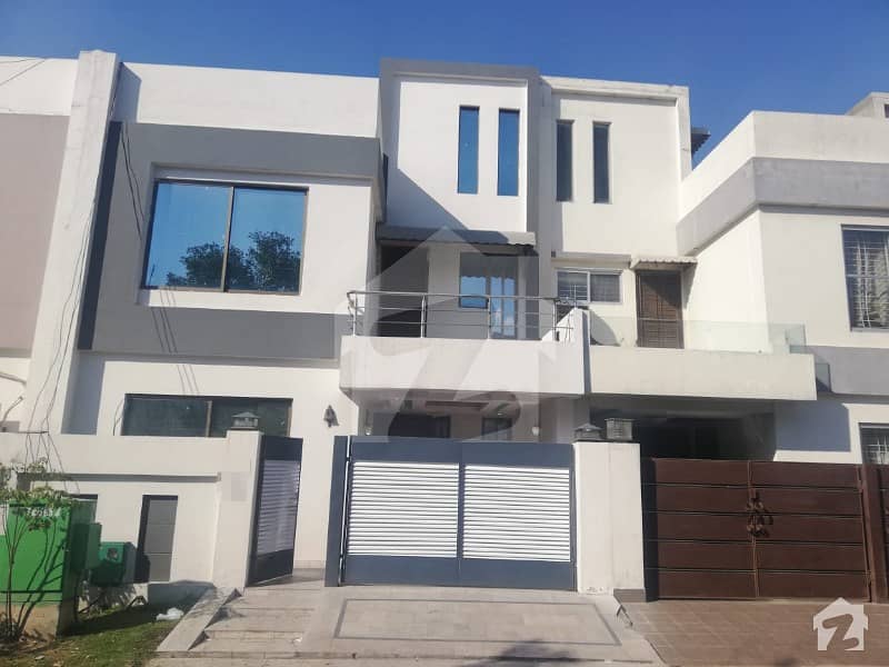 5 Marla  House For Rent In Sector D Bahria Town Lahore