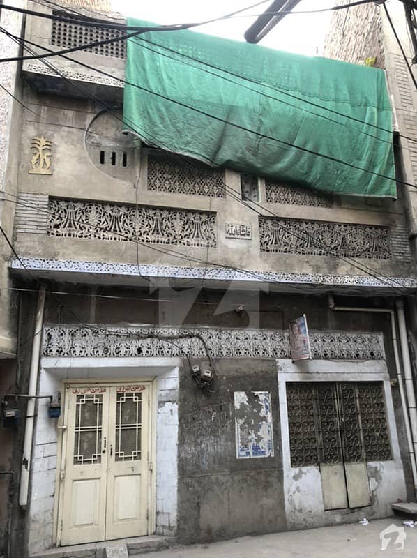 شادباغ لاہور میں 4 کمروں کا 4 مرلہ مکان 1.25 کروڑ میں برائے فروخت۔