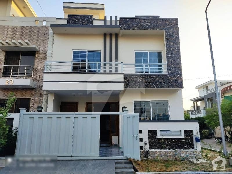 Brand New 25x40 Corner House For Sale  With 3 Bedrooms In G-13 Islamabad