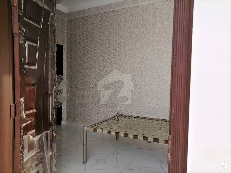 نارتھ ناظم آباد ۔ بلاک این نارتھ ناظم آباد کراچی میں 4 کمروں کا 10 مرلہ بالائی پورشن 1.85 کروڑ میں برائے فروخت۔