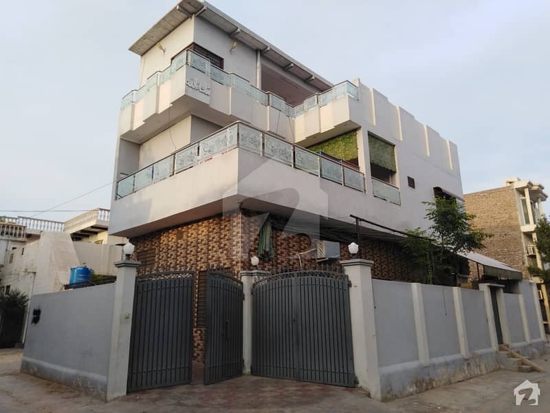 17 Marla Double Corner Double Story House For Sale