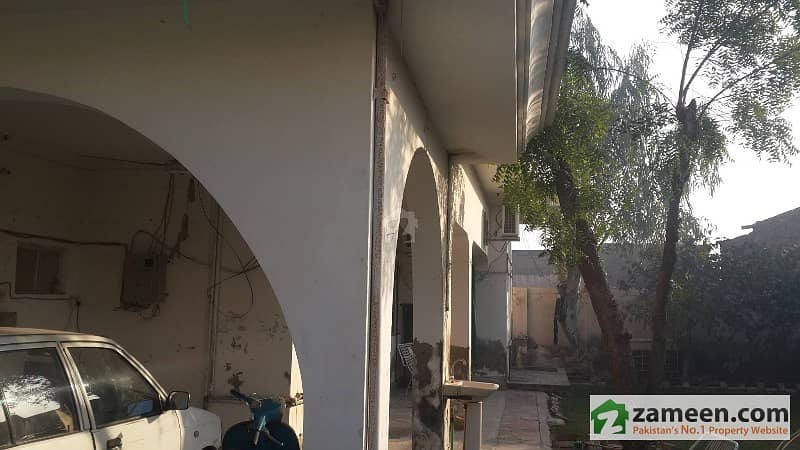 Residential Bungalow for sale situated at Gulshan-E-Iqbal colony Multan