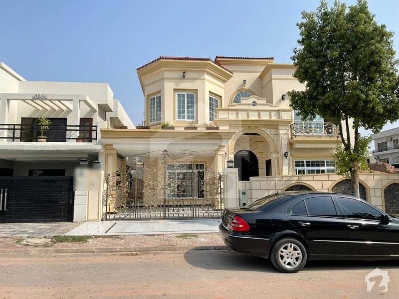 Prime Location 1 Kanal 5bedrooms Brand New House For Sale In Bahria Enclave Islamabad Sector C