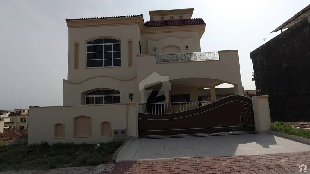 Prime Location 10 Marla 5 Bedrooms Brand New House For Sale In Bahria Enclave Islamabad Sector C1