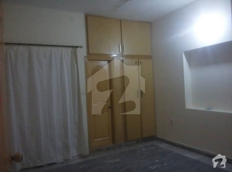 ناز ٹاؤن ۔ بلاک بی ناز ٹاؤن لاہور میں 4 کمروں کا 5 مرلہ مکان 1.5 کروڑ میں برائے فروخت۔