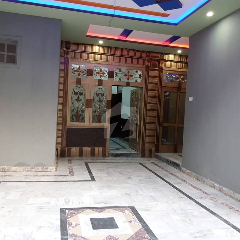 ورسک روڈ پشاور میں 7 کمروں کا 10 مرلہ مکان 2.9 کروڑ میں برائے فروخت۔