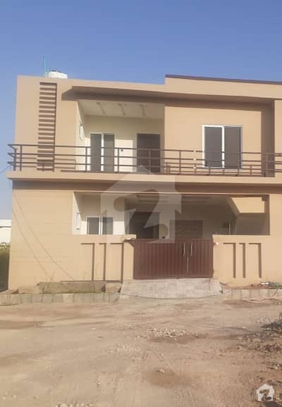 چک بیلی روڈ راولپنڈی میں 2 کمروں کا 4 مرلہ مکان 56 لاکھ میں برائے فروخت۔