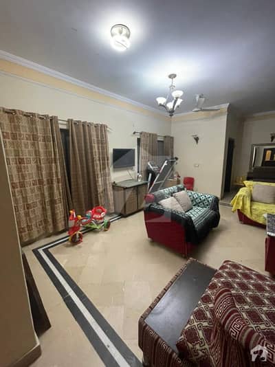 ویلینشیاء ۔ بلاک کے ویلینشیاء ہاؤسنگ سوسائٹی لاہور میں 6 کمروں کا 1.15 کنال مکان 4.15 کروڑ میں برائے فروخت۔