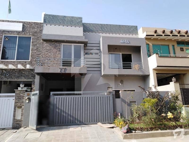 30 X 70 Size Luxury House For Sale On 70 Feet Road