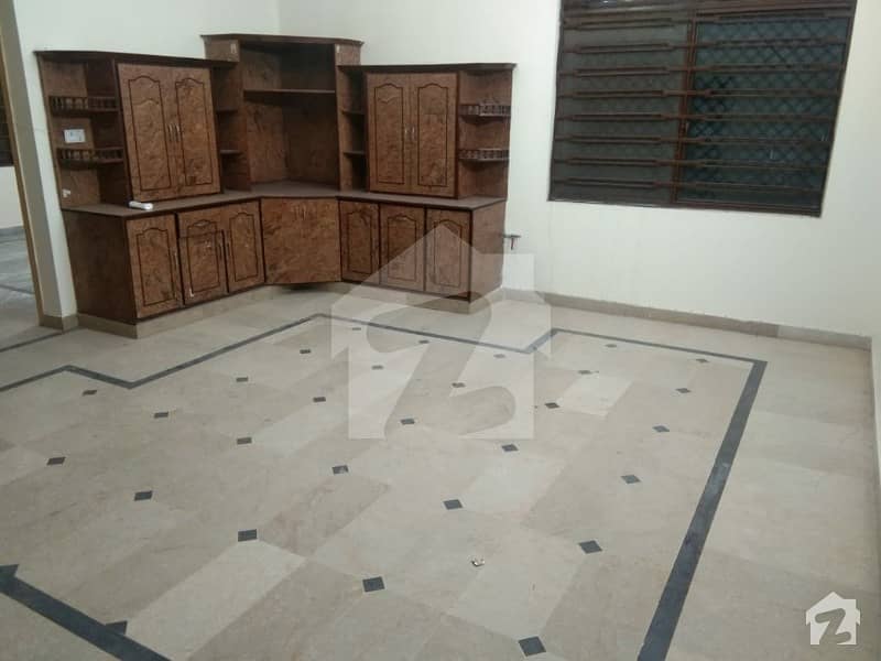 10 Marla Upper Portion With Car Porch For Rent