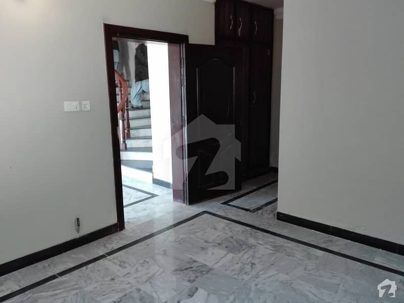 Ideally Located House Of 10 Marla Is Available For Sale In Abbottabad