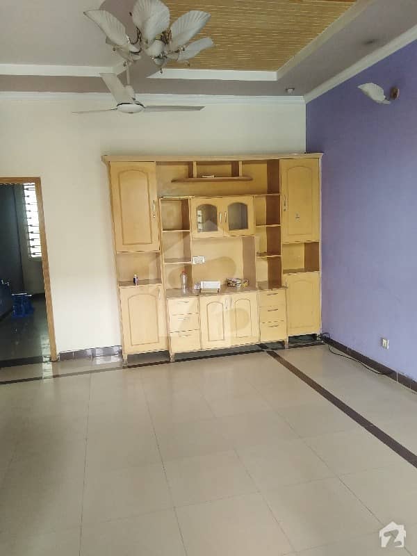 8 Marla 2 Beds Dd Neat Clean Ground Portion For Rent In Gulraiz Housing