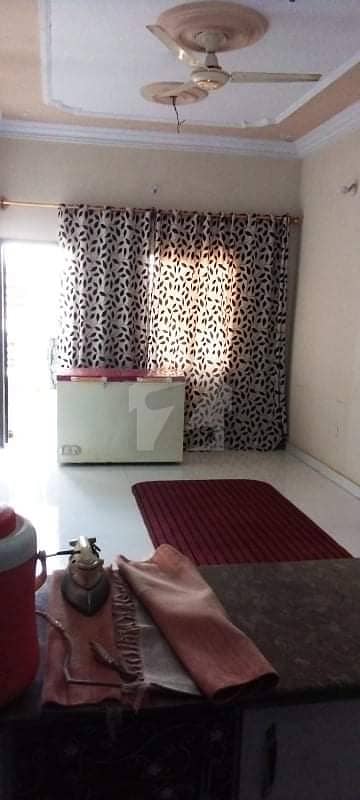نارتھ ناظم آباد ۔ بلاک ای نارتھ ناظم آباد کراچی میں 2 کمروں کا 1 مرلہ بالائی پورشن 90 لاکھ میں برائے فروخت۔
