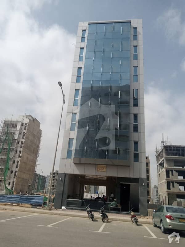 بحریہ مڈوے کمرشل بحریہ ٹاؤن کراچی کراچی میں 1 کمرے کا 3 مرلہ دفتر 58 لاکھ میں برائے فروخت۔