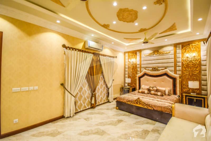 ڈی ایچ اے فیز 6 ڈیفنس (ڈی ایچ اے) لاہور میں 5 کمروں کا 1 کنال مکان 6.38 کروڑ میں برائے فروخت۔