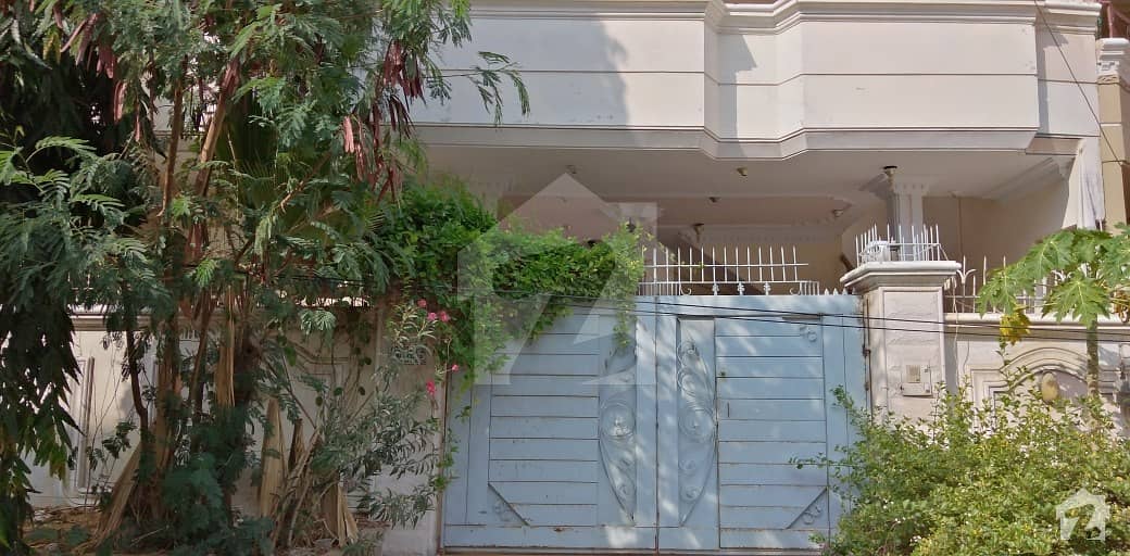 گلستانِِ جوہر ۔ بلاک 13 گلستانِ جوہر کراچی میں 6 کمروں کا 10 مرلہ مکان 3.35 کروڑ میں برائے فروخت۔