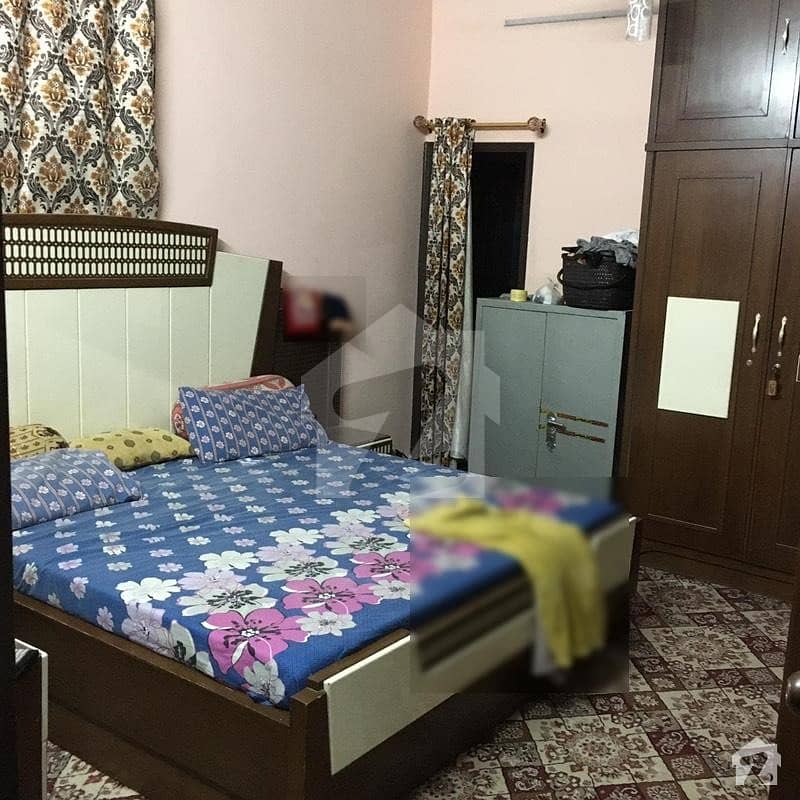 110 Yard Flat For Sale In PIB Colony