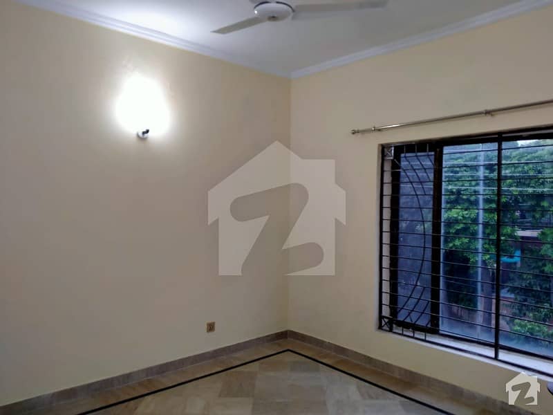 8 Marla Full House 3 Bedrooms Super Town Lahore