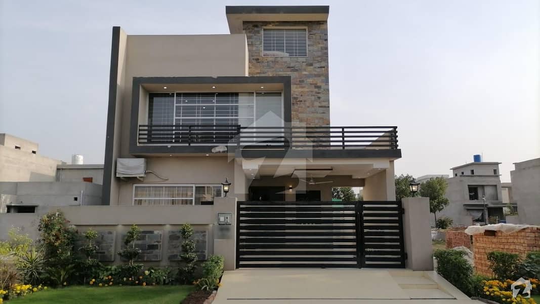 10 Marla House For Sale In Sector M-2A Near To School And Ring Road Interchange