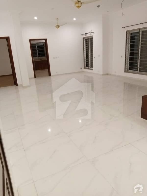 Highly-Desirable Upper Portion Available In Bahria Town Phase 8 - Block P For Rent