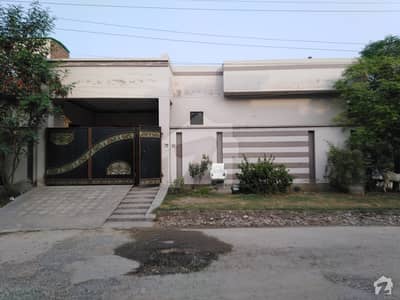 النور گارڈن فیصل آباد میں 7 مرلہ مکان 1.3 کروڑ میں برائے فروخت۔ النور گارڈن فیصل آباد میں 7 مرلہ مکان 1.3 کروڑ میں برائے فروخت۔