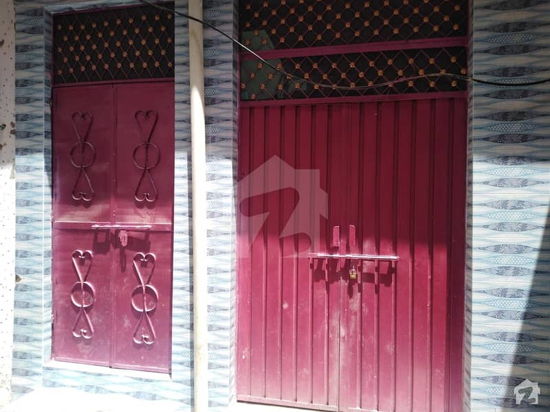 حسن گڑھی شامی روڈ پشاور میں 2 کمروں کا 3 مرلہ مکان 45 لاکھ میں برائے فروخت۔