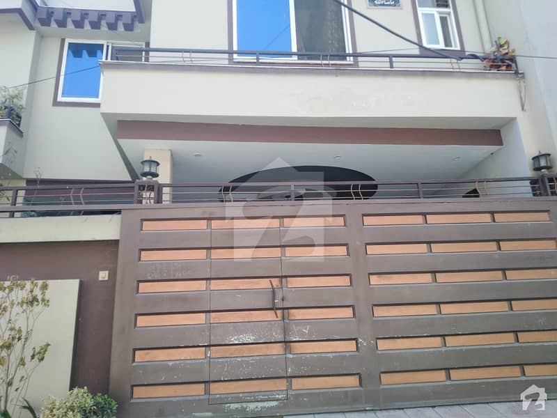Reserve A Centrally Located House In Shami Road